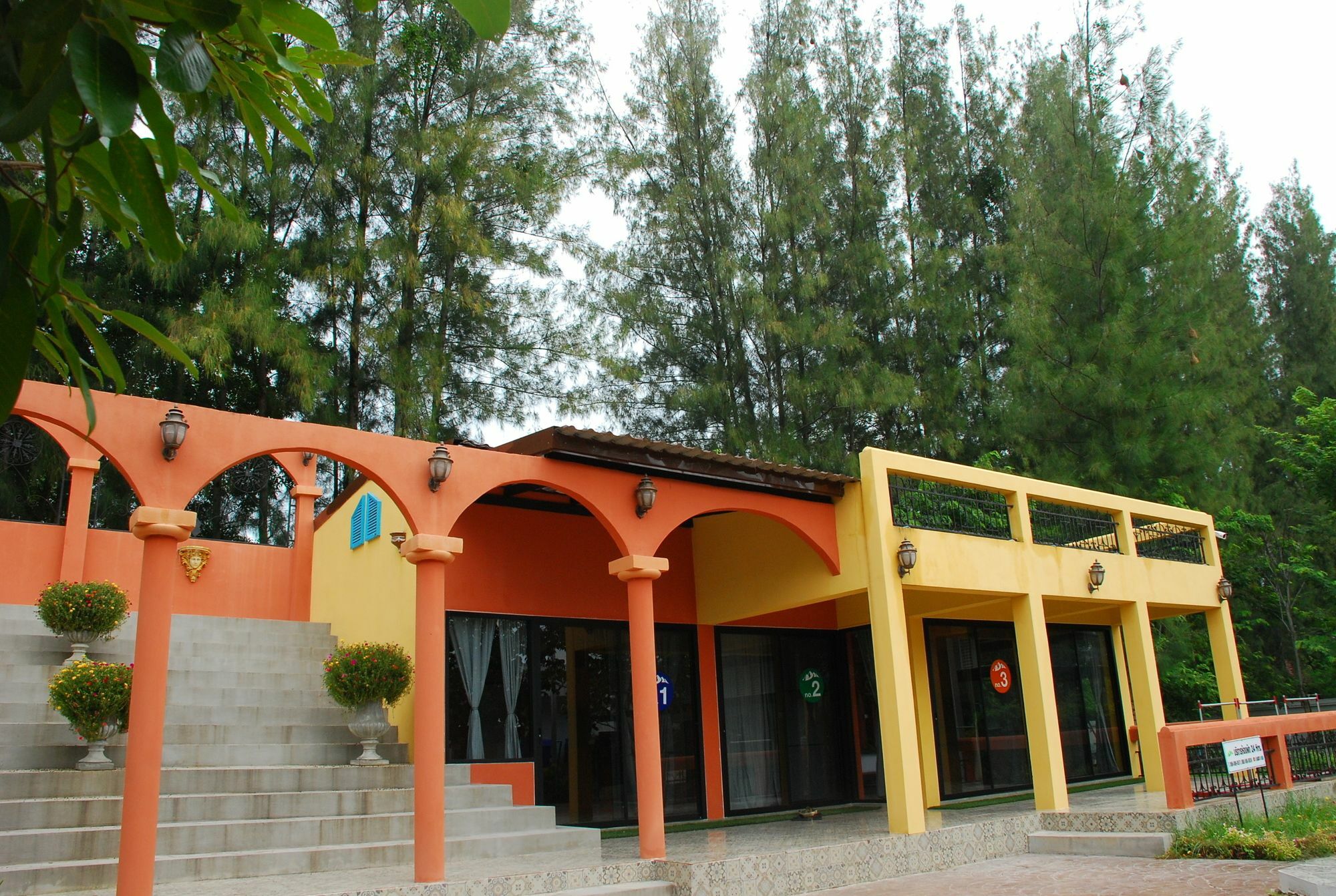 Phutara Accomodation Cha-Am Exterior photo