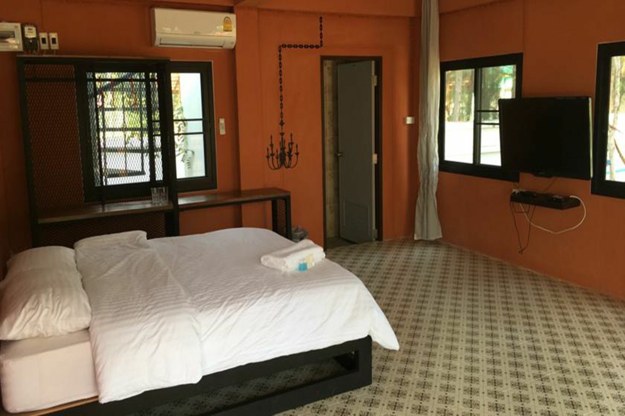 Phutara Accomodation Cha-Am Exterior photo